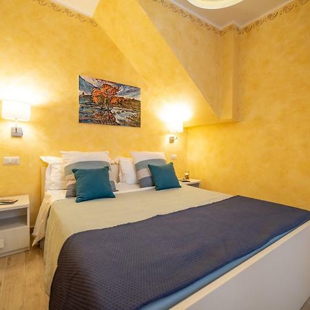 Appartamento Quirino'S House Taormina Esterno foto