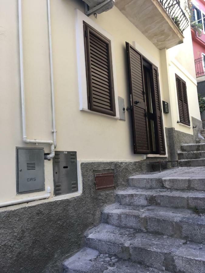 Appartamento Quirino'S House Taormina Esterno foto