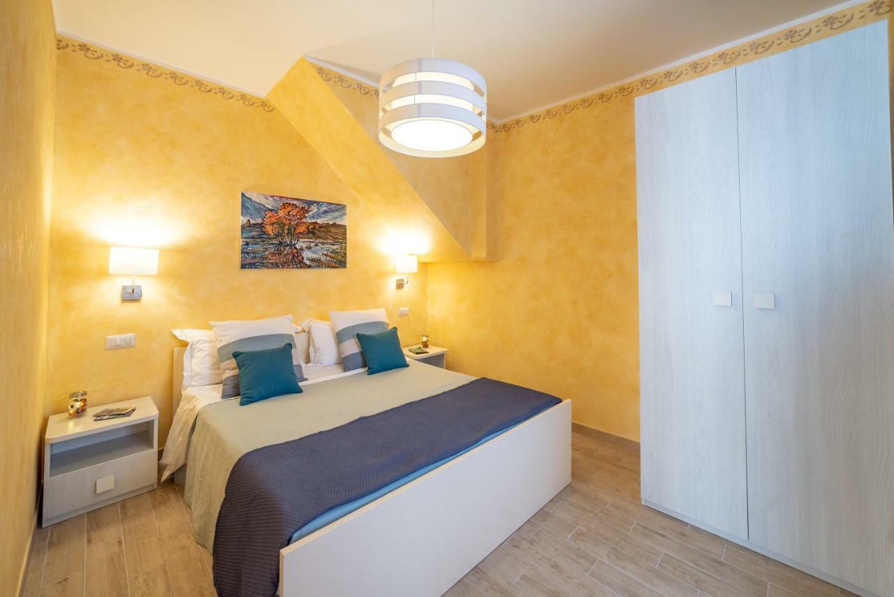 Appartamento Quirino'S House Taormina Esterno foto